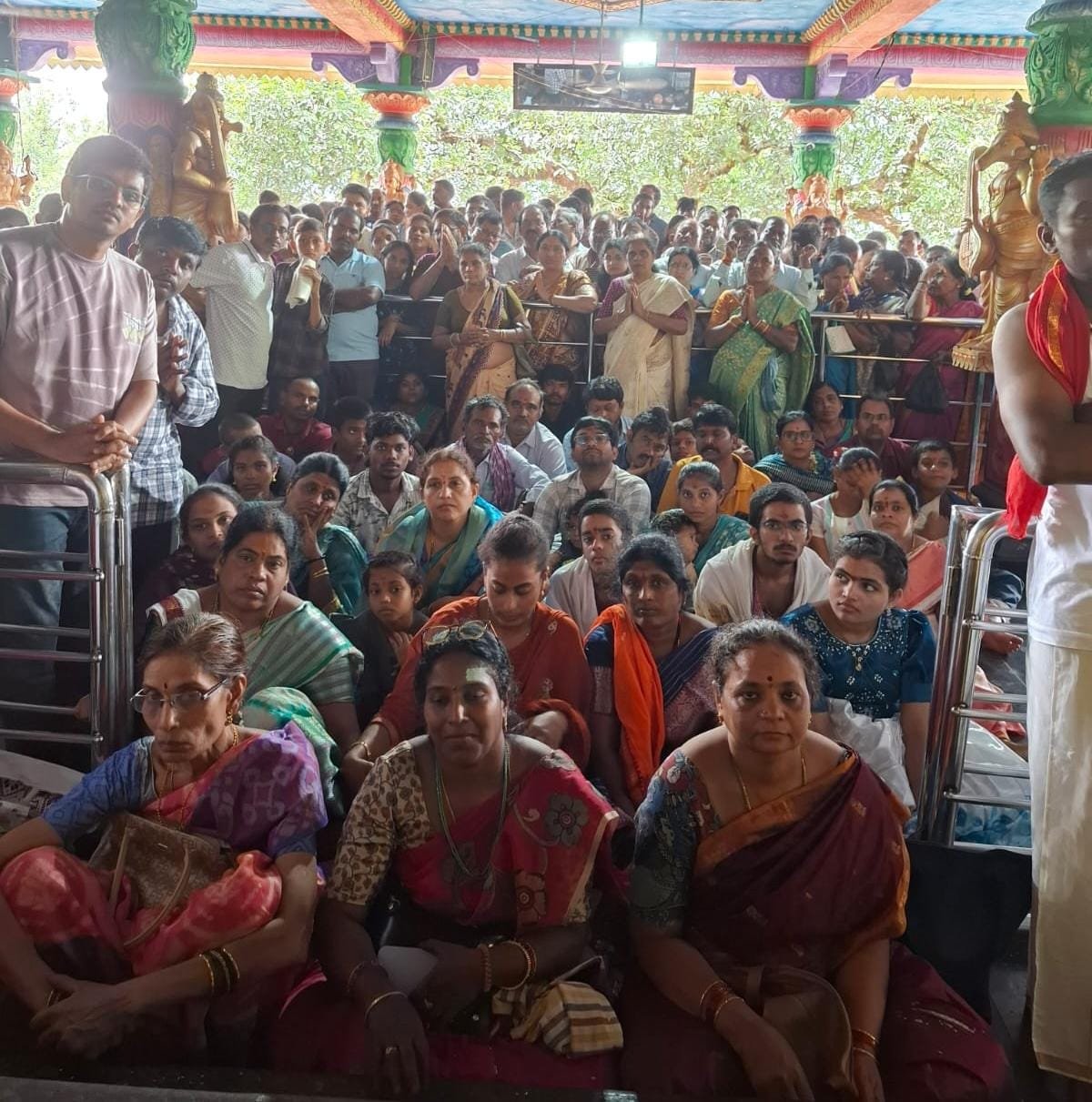 హేమాచల క్షేత్రానికి పోటెత్తిన భక్తులు